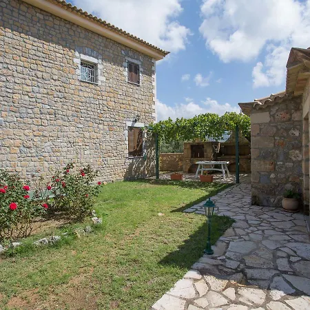 Holiday home Alexander Is An Autonomous, Stone-built, With Fabulous Views Kambos (Messinia)